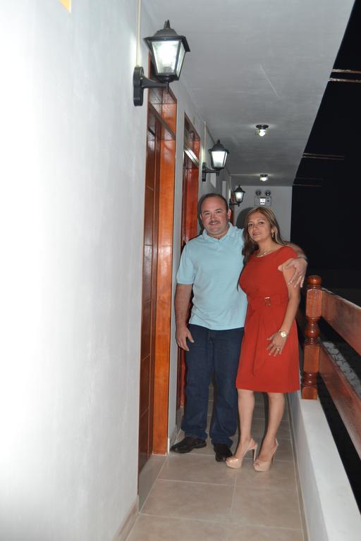 Hostal El Sueno De San Martin パラカス エクステリア 写真